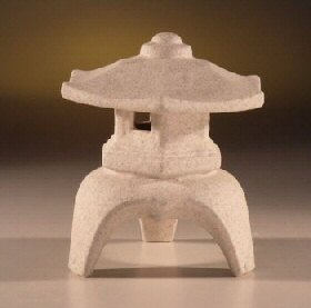 unknown Japanese Yukimi Ceramic Pagoda Lantern<br><i></i>5 x 5 x 5.5 tall