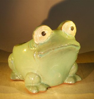 unknown Light Blue Frog Planter<br><i>7.0 x 9.0 x 7.5</i>