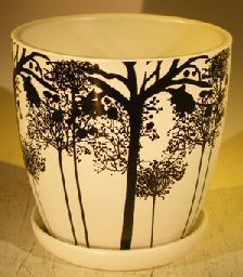 Black/White Cermaic Tree Silhoutte Bonsai Pot - Round<br><i></i>With Attached Matching Humidity / Drip Tray<br><i></i>6