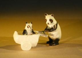 Miniature Figurines<br>Panda With Baby Carriage